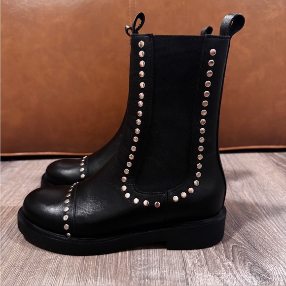 SAINT + SOFIA Black Leather Silver Studded Chelsea Boots Size 38 (US 7) LIKE NEW - Picture 10 of 14